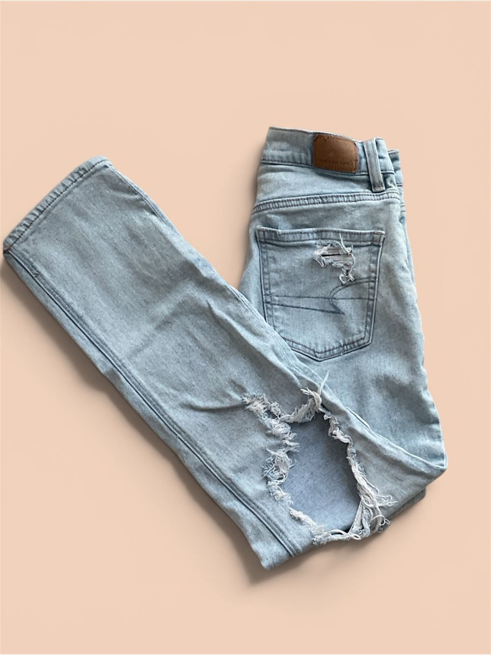 American Eagle Outfitters- Super High-Rise Ankle Straight Light Blue Denim Jeans